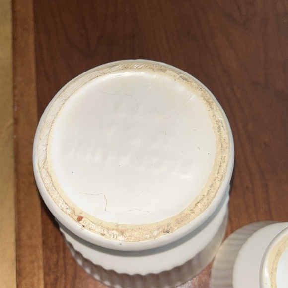 4 piece pottery - Picture 2 of 5